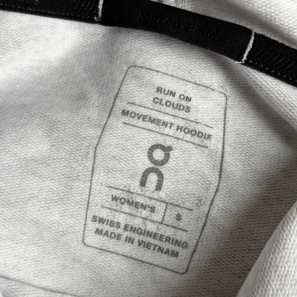 On Cloud Running Movement Hoodie (Crater) - Size Small - Picture 4 of 8